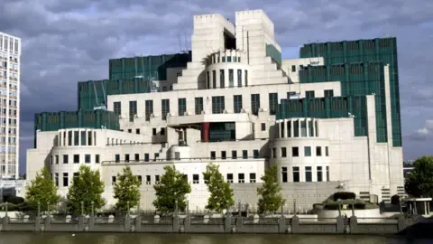 The UK's Secret Intelligence Service Introduces Encrypted Portal to Attract Agents in Russia
